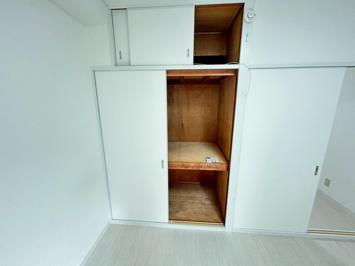 物件内観写真13　(収納)