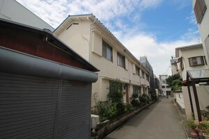 西尾貸家外観写真