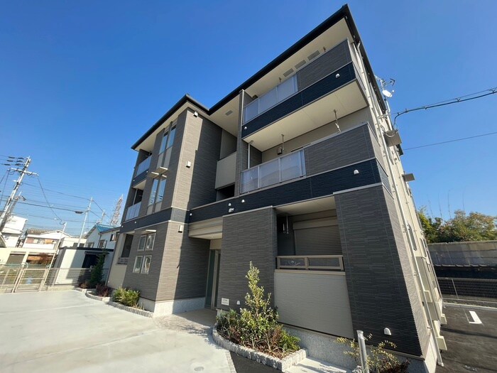 物件外観写真1　(外観写真)