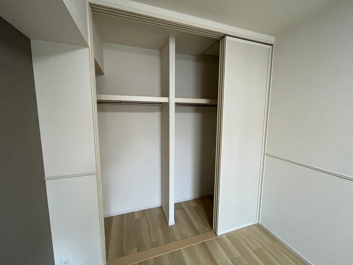 物件内観写真15　(収納)