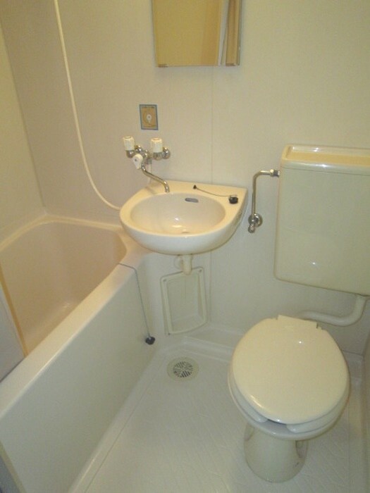 物件内観写真8　(バス／シャワールーム等)