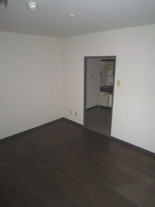 物件内観写真13　(居室)