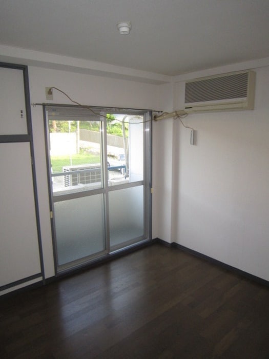 物件内観写真14　(居室)