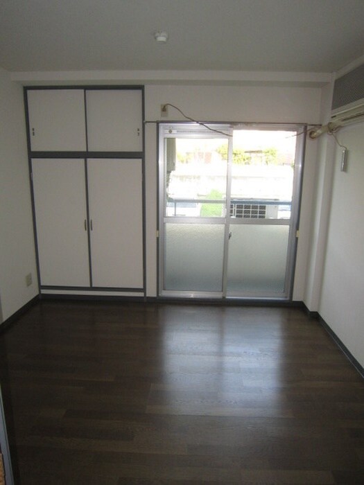 物件内観写真15　(居室)