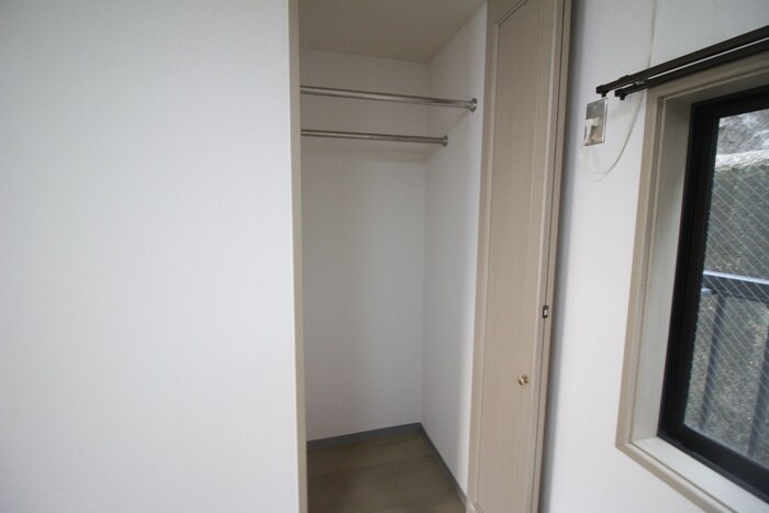 物件内観写真13　(収納)