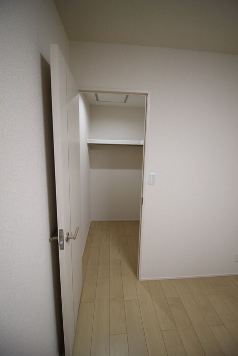 物件内観写真13　(収納)