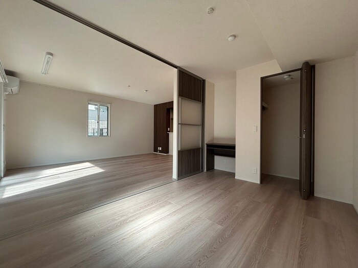 物件内観写真13　(居室)