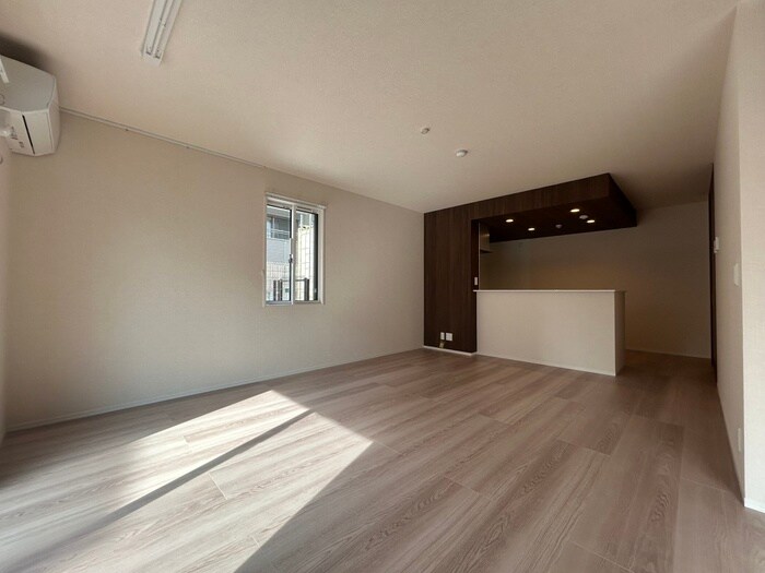 物件内観写真18　(居室)