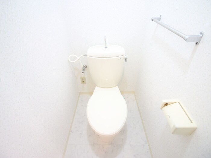 物件内観写真15　(トイレ)