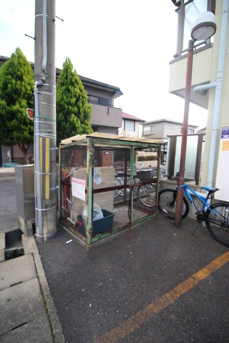 物件外観写真4　(建物設備)