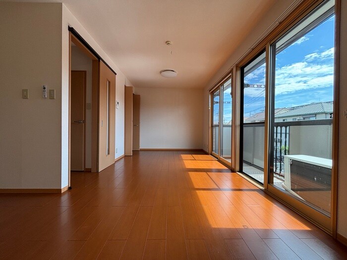 物件内観写真11　(居室)