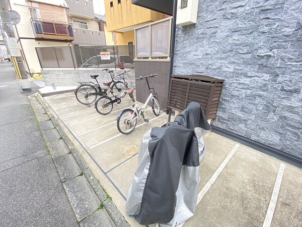 駐輪場