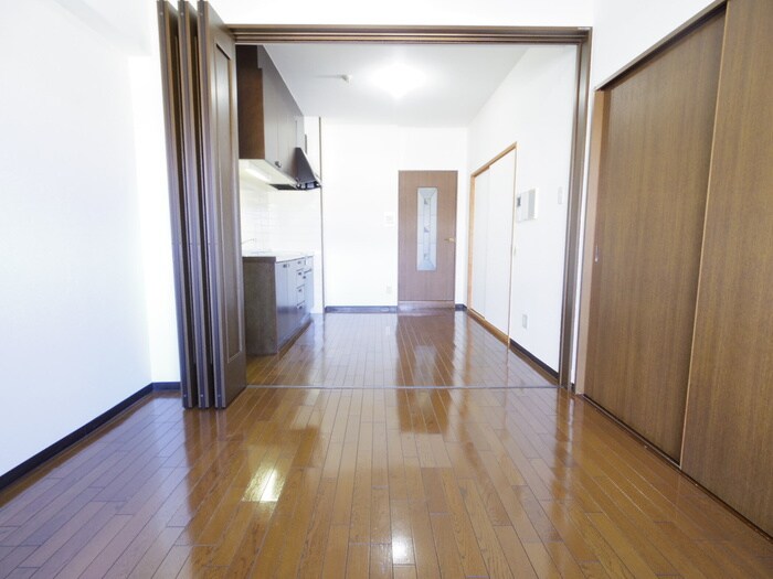 物件内観写真8　(居室)