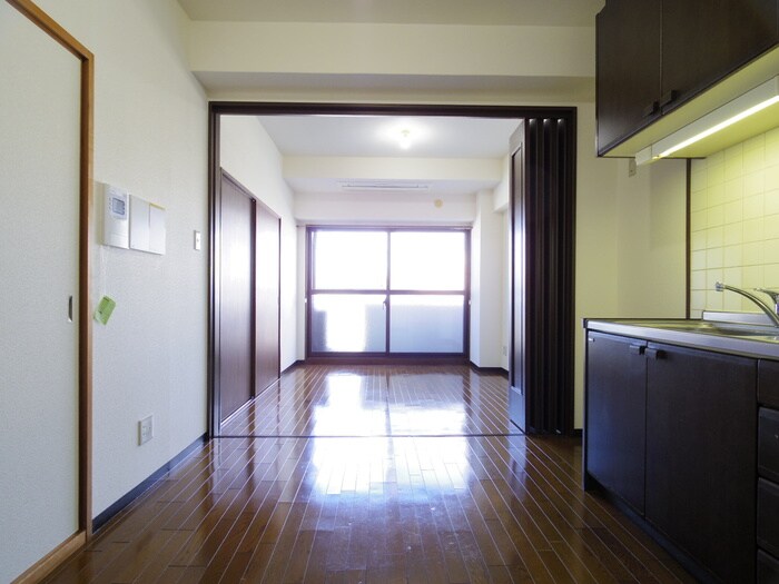 物件内観写真9　(居室)