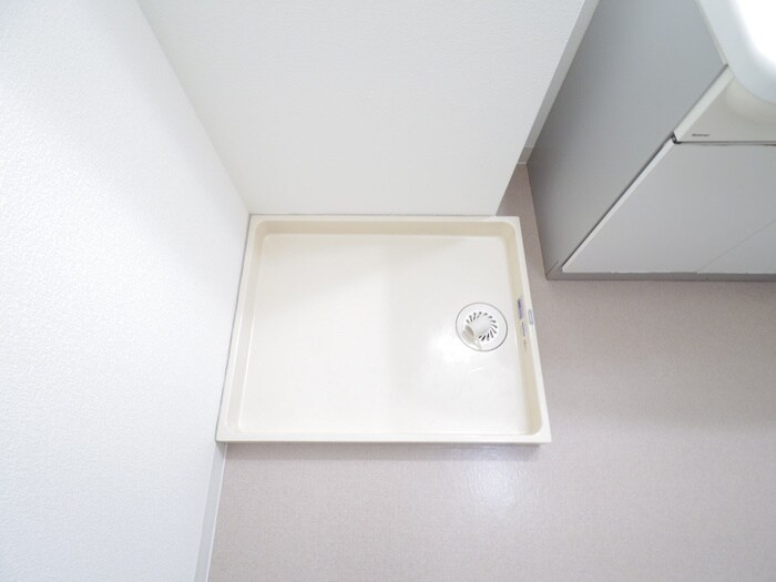 物件内観写真17　(洗濯機置場)