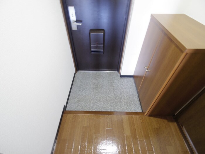物件内観写真20　(玄関)