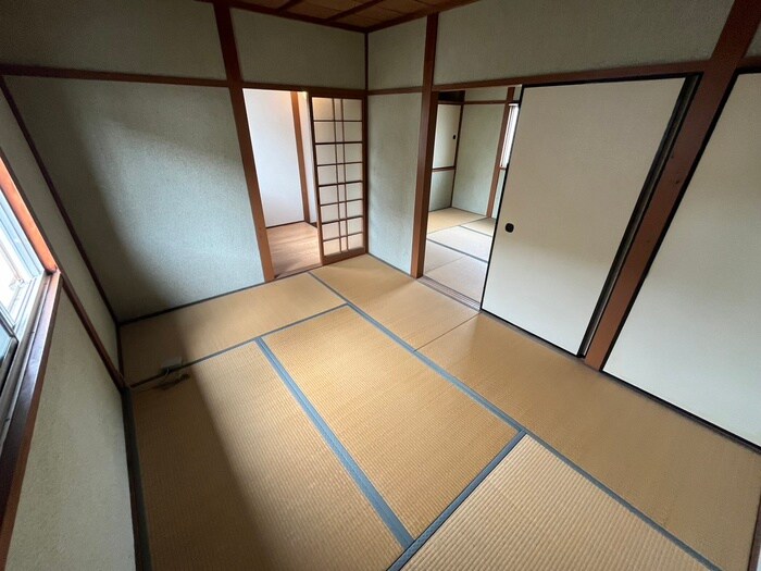 物件内観写真8　(居室)