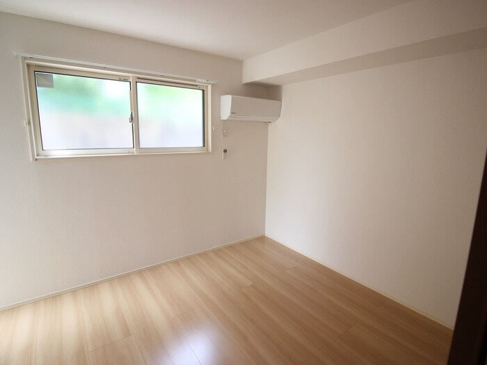 物件内観写真16　(居室)