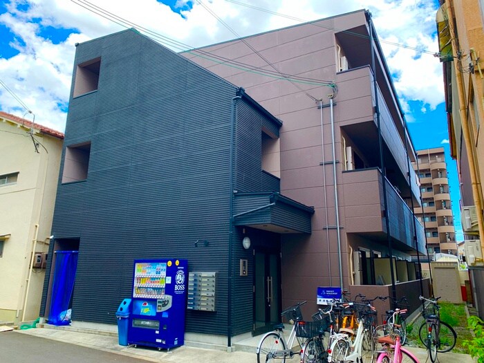 物件外観写真1　(外観写真)