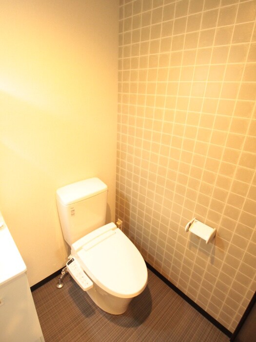 物件内観写真8　(トイレ)