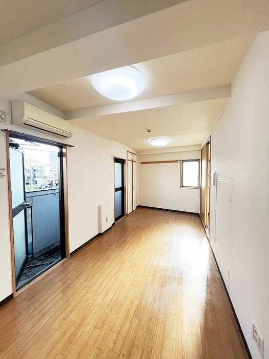 物件内観写真12　(居室)