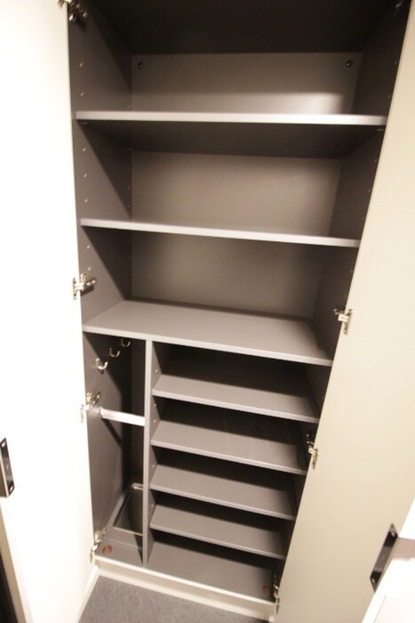 物件内観写真8　(靴箱)