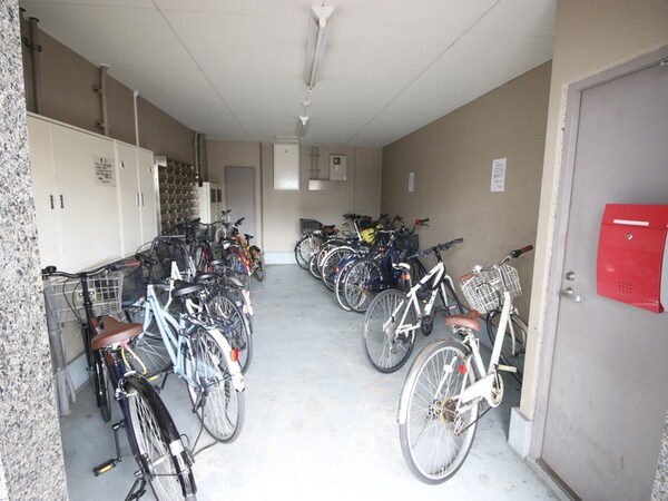 駐輪場