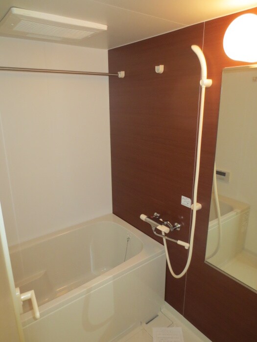物件内観写真8　(バス／シャワールーム等)