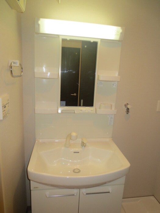 物件内観写真9　(洗面)