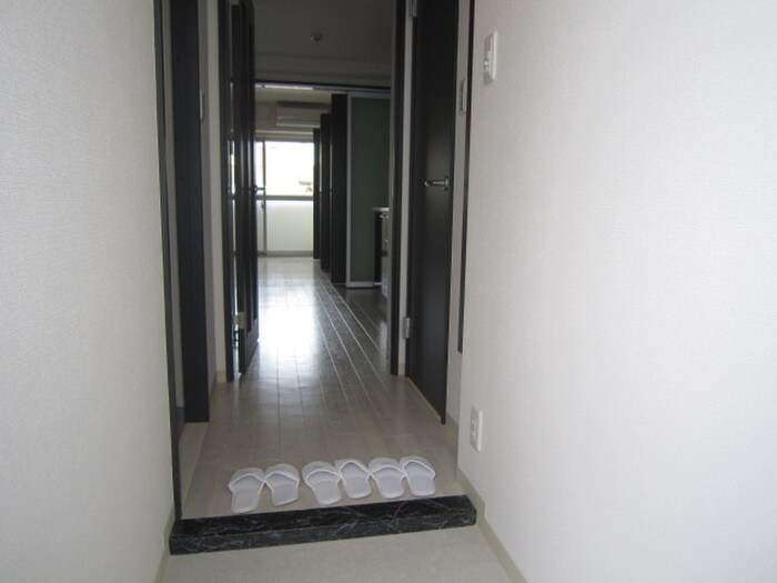 物件内観写真15　(玄関)