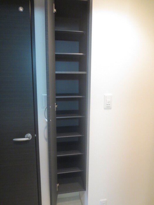 物件内観写真16　(靴箱)