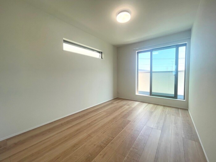 物件内観写真8　(居室)