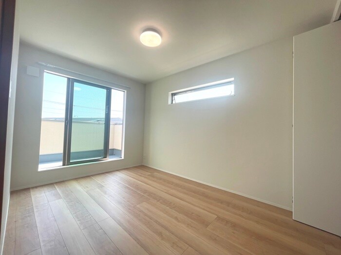 物件内観写真9　(居室)