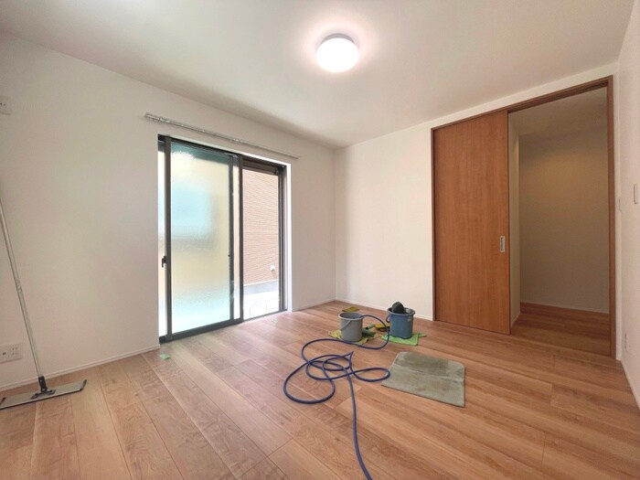 物件内観写真11　(居室)