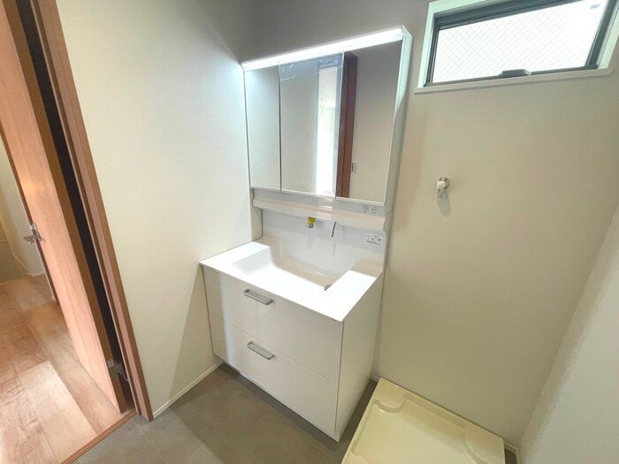 物件内観写真14　(洗面)