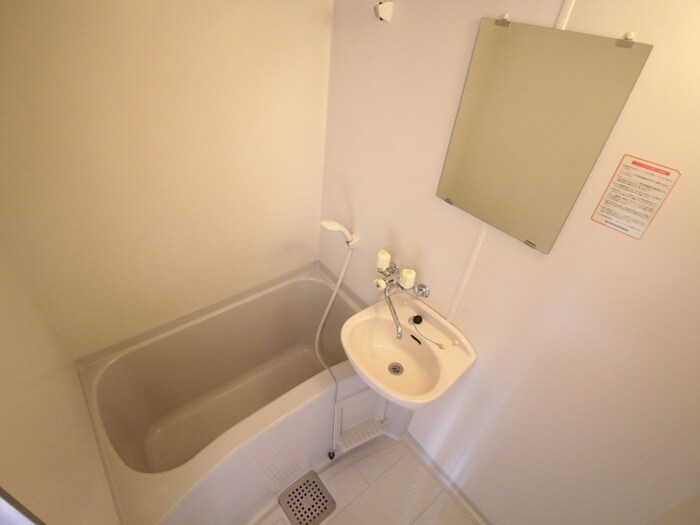 物件内観写真10　(バス／シャワールーム等)