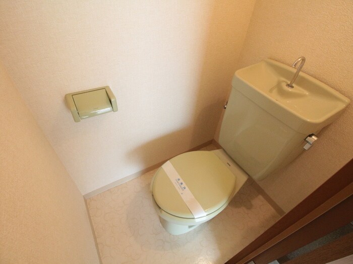 物件内観写真11　(トイレ)