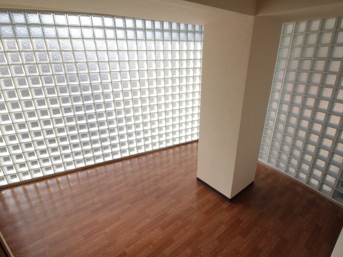 物件内観写真18　(居室)