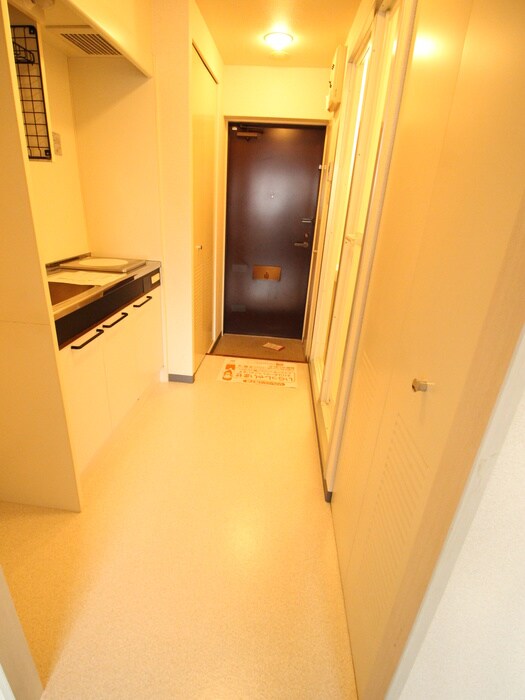 物件内観写真15　(廊下)