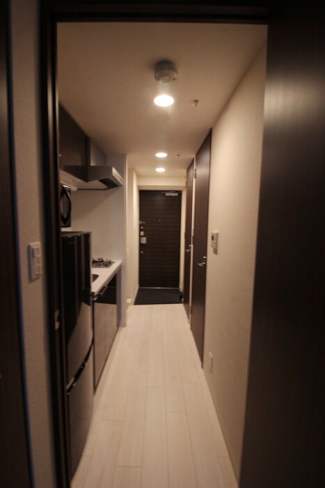 物件内観写真12　(廊下)