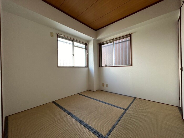 物件内観写真8　(居室)