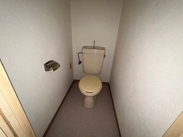 物件内観写真12　(トイレ)