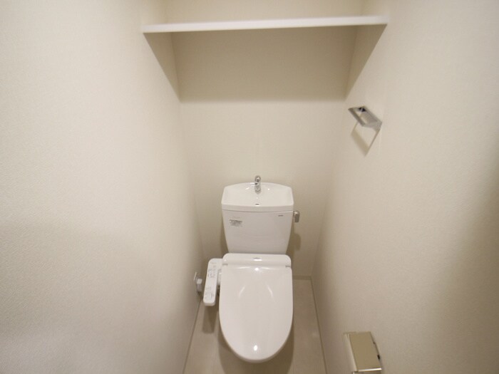 物件内観写真10　(トイレ)