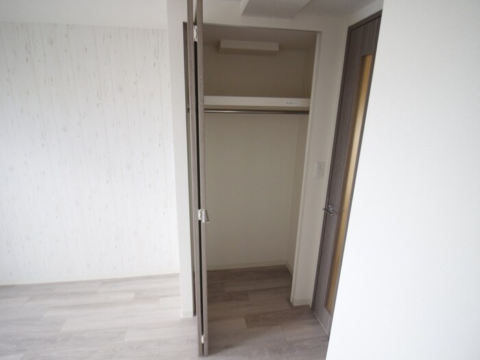 物件内観写真13　(収納)