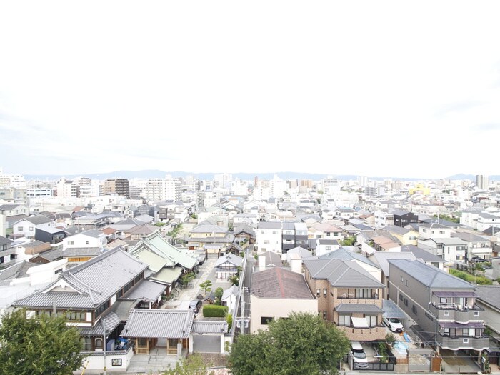 物件内観写真15　(室内からの展望)