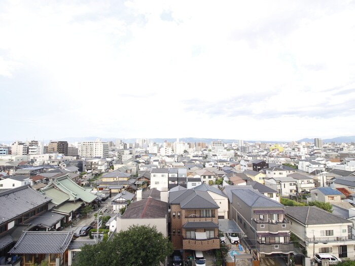 物件内観写真17　(室内からの展望)