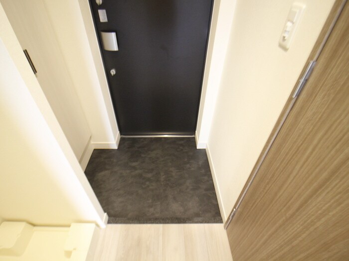 物件内観写真21　(玄関)