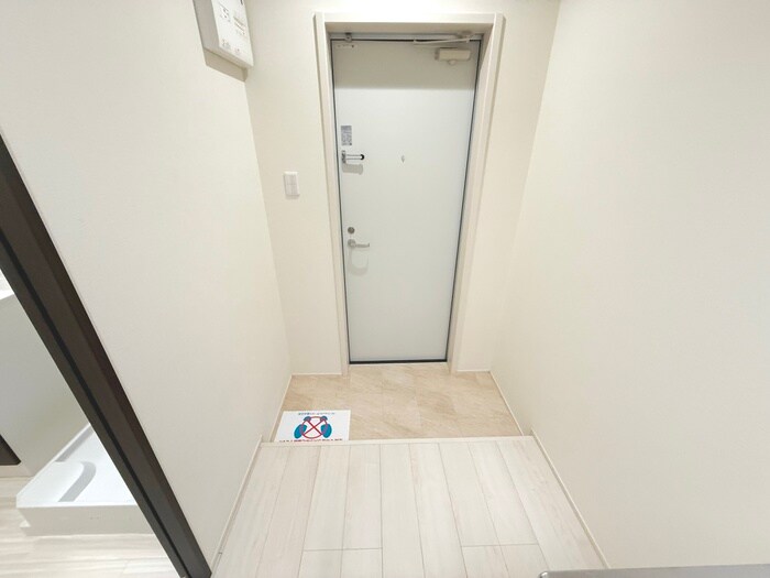 物件内観写真19　(玄関)