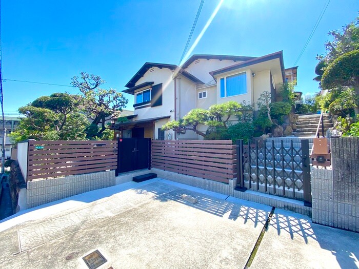 物件外観写真1　(外観写真)