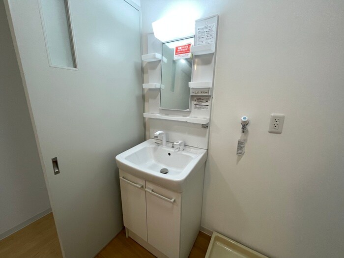 物件内観写真8　(洗面)